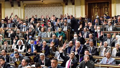 مصادر تكشف ملامح التعديل الوزاري المعروض على الجلسة الطارئة اليوم