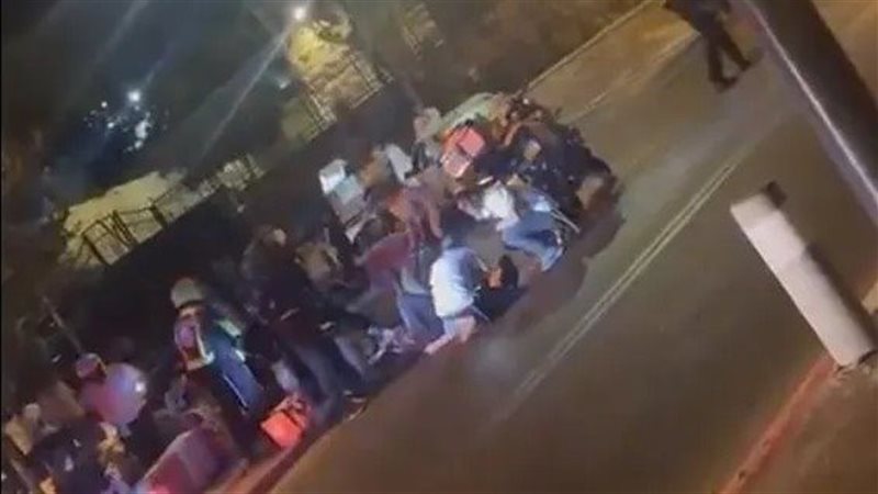 إطلاق نار على حافلة