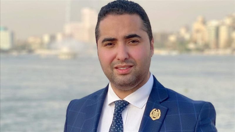 الدكتور محمد محمود