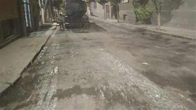 محافظ أسيوط: جاري استكمال أعمال رصف الشوارع الرئيسية والفرعية بالأحياء