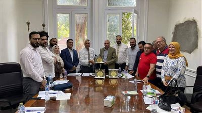 نقابة أطباء الأسنان تكرم أعضاء المجلس السابق