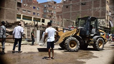 إزالة مخلفات حريق كنيسة أبو سيفين بإمبابة | صور