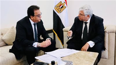 تفاصيل أول اجتماع بين عبدالغفار وعاشور لبحث الملفات المشتركة بين التعليم العالى والصحة 