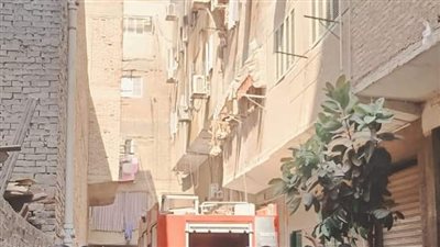  عودة المياه والكهرباء لمنطقة مطار إمبابة بعد إخماد حريق كنيسة أبو سيفين 