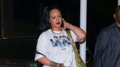 زيادة مستمرة في وزن ريهانا بعد ٣ أشهر من إنجابها لطفلها | صور