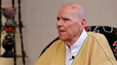 انهيار الفنان نعيم عيسى في البكاء: ظروفي المالية سيئة والمعاش مش بيكفيني | فيديو