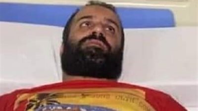 بعد إنقاذه 5 مواطنين في حريق كنيسة إمبابة.. محمد يحيى يستحوذ على اهتمامات المشاهير 