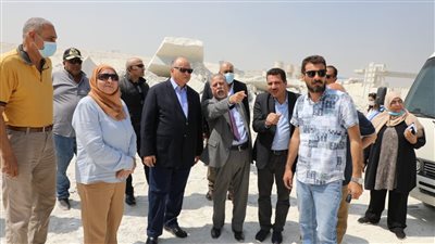 محافظ القاهرة يتفقد أعمال تطوير منطقة شق الثعبان