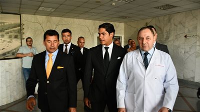 صبحي وأبو هشيمة ووفد شبابي في زيارة لمصابي حادث كنيسة إمبابة 