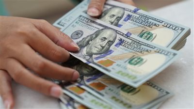 سعر الدولار اليوم الخميس 18-8-2022 في البنك الأهلي المصري ببداية التعاملات