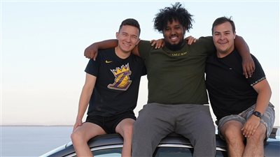 في أقل من 6 أيام.. 3 شبان يزورون 50 ولاية أمريكية