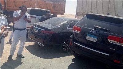 خلال 4 دقائق.. 6 سيارات إسعاف لنقل وزير التنمية المحلية ومصابي حادث العلمين