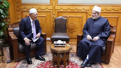 وكيل الأزهر يستقبل وفدًا ماليزيًا لبحث سبل التعاون في مجال التعليم