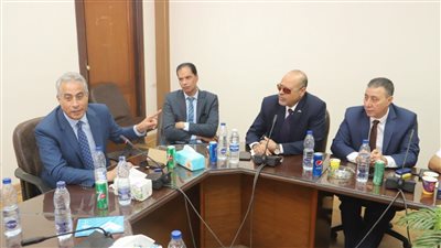 وزير القوى العاملة يدعو لسرعة اختيار قائم بعمل رئيس الاتحاد لاستمرار العمل