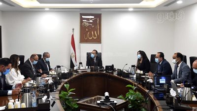 رئيس الوزراء يتابع موقف احتياطي السلع الرئيسية وزراعة المحاصيل لتحقيق الأمن الغذائي