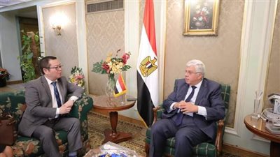 وزير التعليم العالي خلال لقاء وفد هواوي: نستهدف تحويل الجامعات المصرية إلى مؤسسات ذكية.. وتأهيل الطلاب لسوق العمل بالمهارات ودعم برامج الابتكار