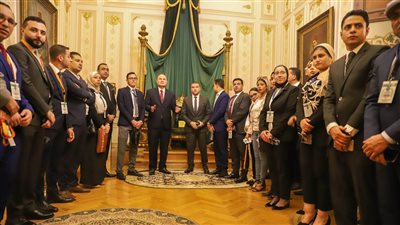 متدربو الدفعة الرابعة من البرنامج الرئاسي لتأهيل الشباب يزورون البرلمان والعاصمة الإدارية