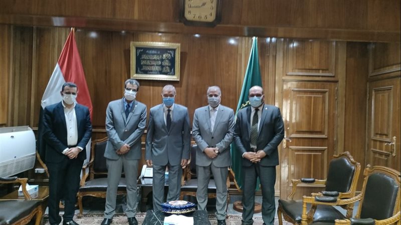 محافظ القليوبية خلال