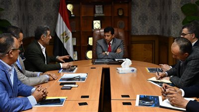 وزير الرياضة يناقش مع اتحاد السلة استعدادات استضافة بطولة أفريقيا 3x3