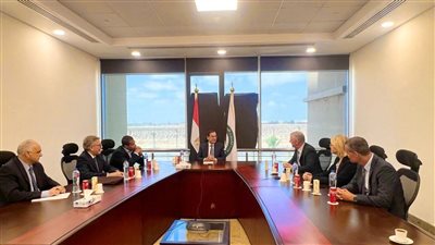 مباحثات مشتركة بين وزير البترول ورئيس هالدر توبسو الدنماركية في مجالات التحول الطاقي