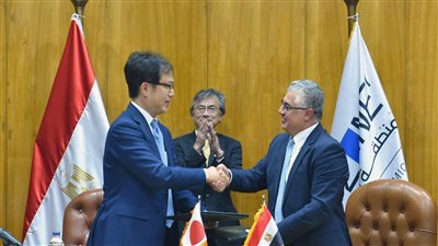 اقتصادية قناة السويس توقع مذكرة تفاهم مع Toyota Tsusho اليابانية