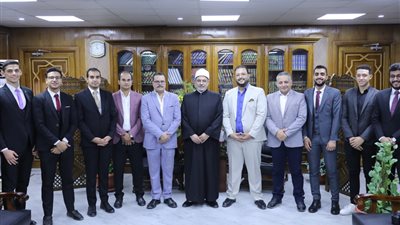رئيس جامعة الأزهر يعلن دعمه الكامل لجميع الأنشطة الطلابية 