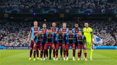 تريزيجيه يقود تشكيل طرابزون في مواجهة أنطاليا بالدوري التركي