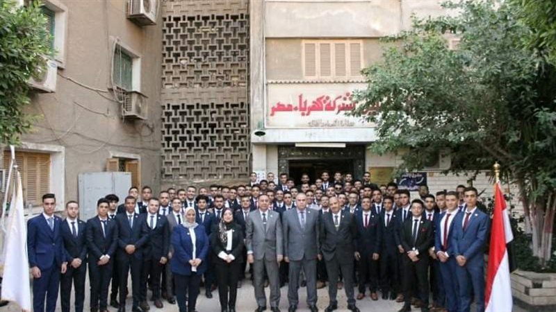 تعيين طلاب بهيئة