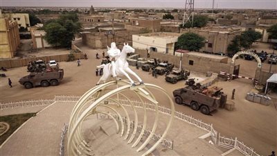 فرنسا تبقي 3 آلاف عسكري في مالي