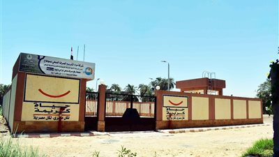 محافظ سوهاج يعلن التشغيل التجريبي لمحطة صرف صحي نزالي داوود 