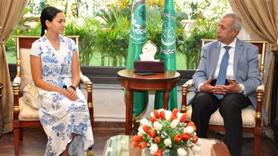 صاحبة أعلى تقدير في الثانوية الألمانية تختار الأكاديمية العربية لاستكمال دراستها 