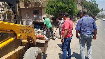 رفع 150 طن مخلفات بمحيط الكنائس والمدارس في أبو النمرس بالجيزة| صور