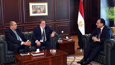 مدبولي يناقش ملفات اقتصادية مهمة في لقاء بحضور محمود محيى الدين وحسن عبد الله 