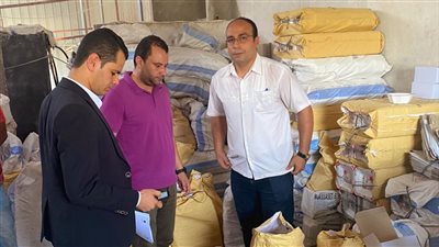 مصادرة 205 آلاف لتر زيت تمويني و9456 عبوة سجائر.. الشرطة تحرر 1664 قضية تموينية