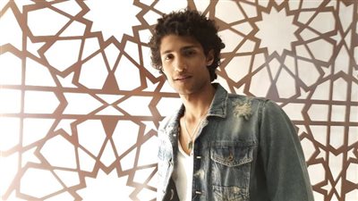 وجعت قلبنا ياعلي.. رسائل حزينة من أصدقاء الراحل علي فايز |صور