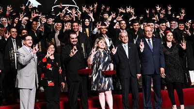 جامعة مصر للعلوم والتكنولوجيا تحتفل بتخرج دفعة جديدة من كلية 