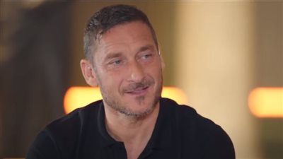 توتي: ما فكرتش أكون مدرب علشان كلهم مجانين.. وهذا رأيي في ميدو