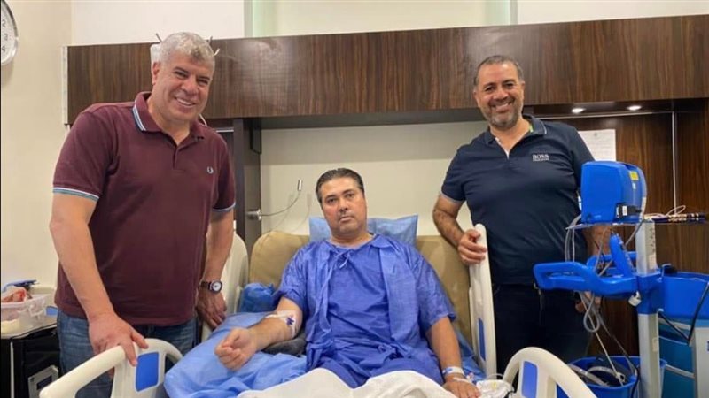 أشرف قاسم يجري عملية