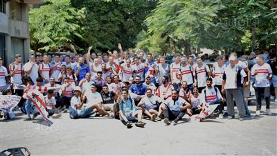 مشجعو الفارس الأبيض قبل التحرك للإسكندرية: 