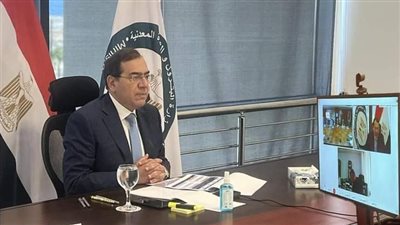 البترول: مد الشبكات الأرضية للغاز الطبيعي بـ 544 قرية 