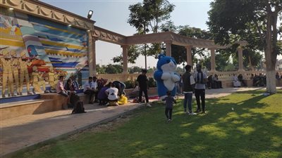 مواطنة إسمعلاوية تستقبل ضيوف مهرجان المانجو بالزغاريد | فيديو