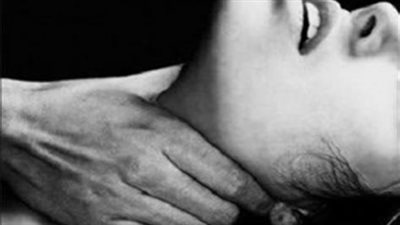 زعم وفاتها طبيعيا ومفتش الصحة يكشف الجريمة.. تفاصيل قتل سائق لزوجته في الصف