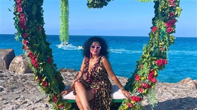 رانيا يوسف بإطلالة جريئة في أحدث ظهور لها