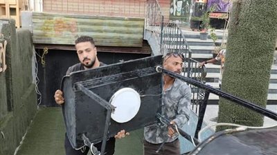 غلق وتشميع محلات ومقاهي مخالفة بحدائق الأهرام | صور