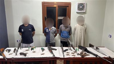 حملة أمنية بأسيوط تضبط 10 قطع سلاح نارى بحوزة 4 عناصر إجرامية