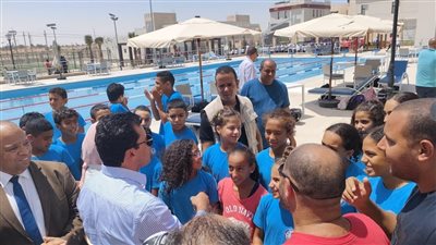 وزير الشباب يشهد العروض الرياضيه لفرق الإسكندريه في سيدي عبد الرحمن