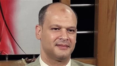 خبير: رفع سعر الدولار الجمركي يؤثر في البضائع المستوردة