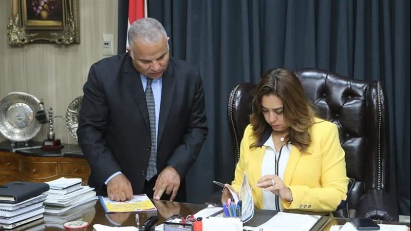 محافظ دمياط ووكيل