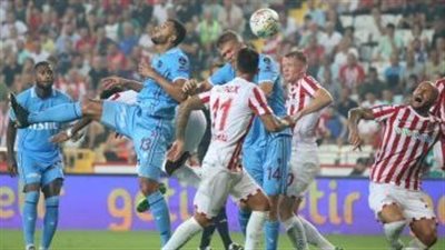 بمشاركة تريزيجيه.. طرابزون يخسر من أنطاليا 2/5 في الدوري التركي