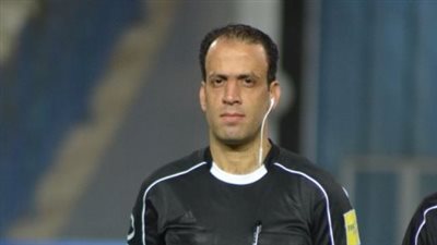 قبل إدارته للقاء الإسماعيلى.. آخر مباراة للأهلي تحت صافرة محمد الحنفي